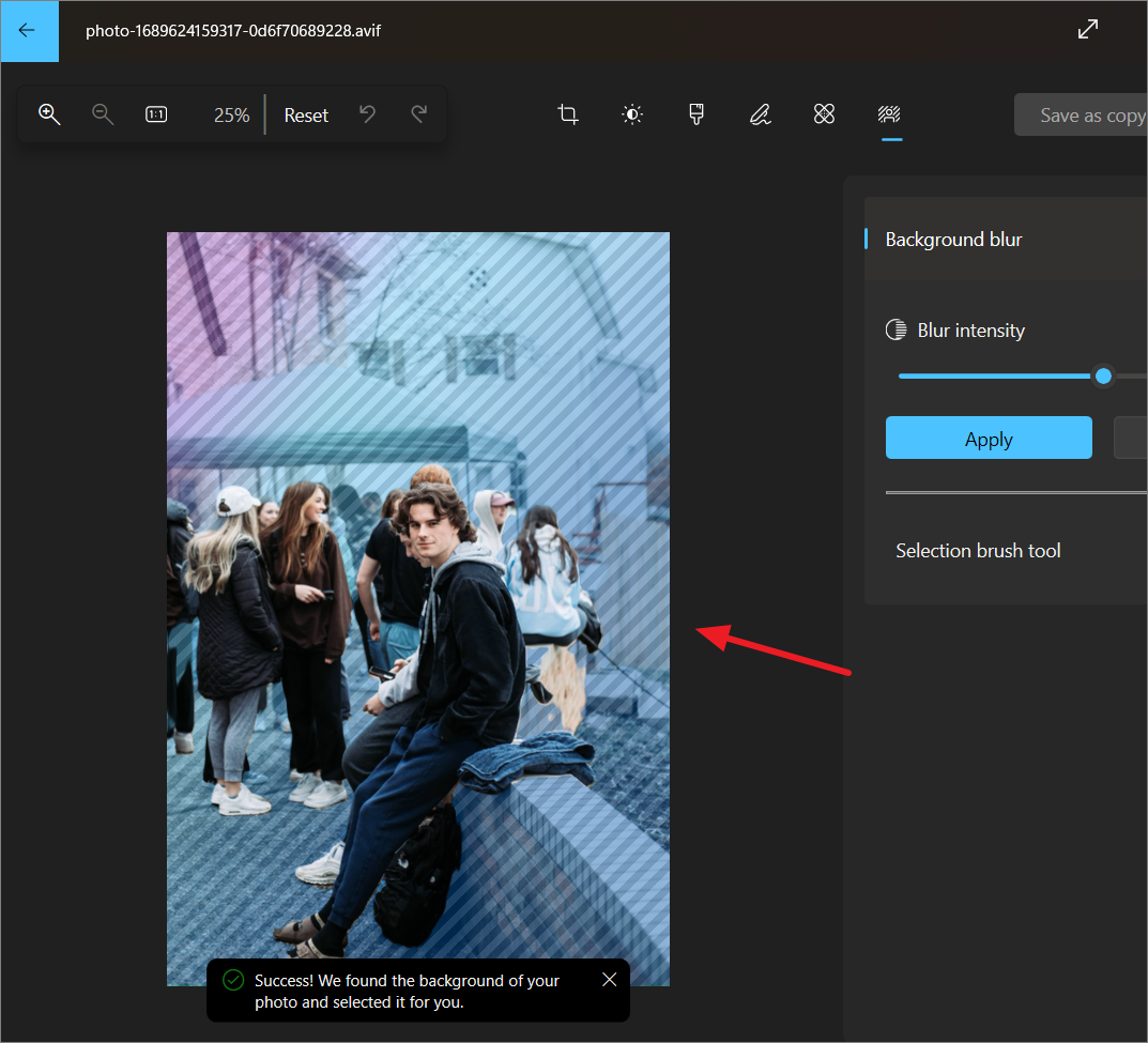How to Blur Background of Any Photo Using Photos App on Windows 11