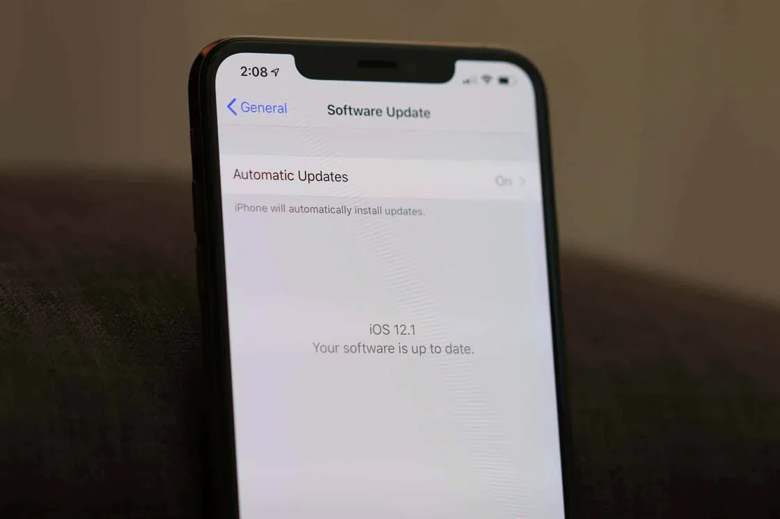 Download iOS 12.1 (16B92) IPSW firmware