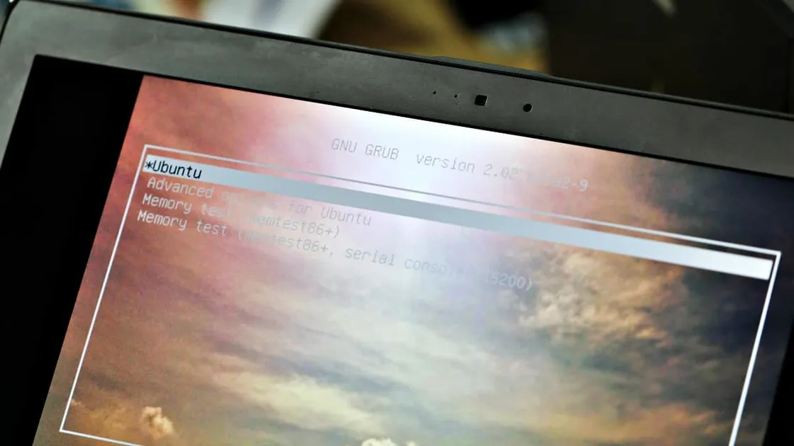 How to Change GRUB Background in Linux