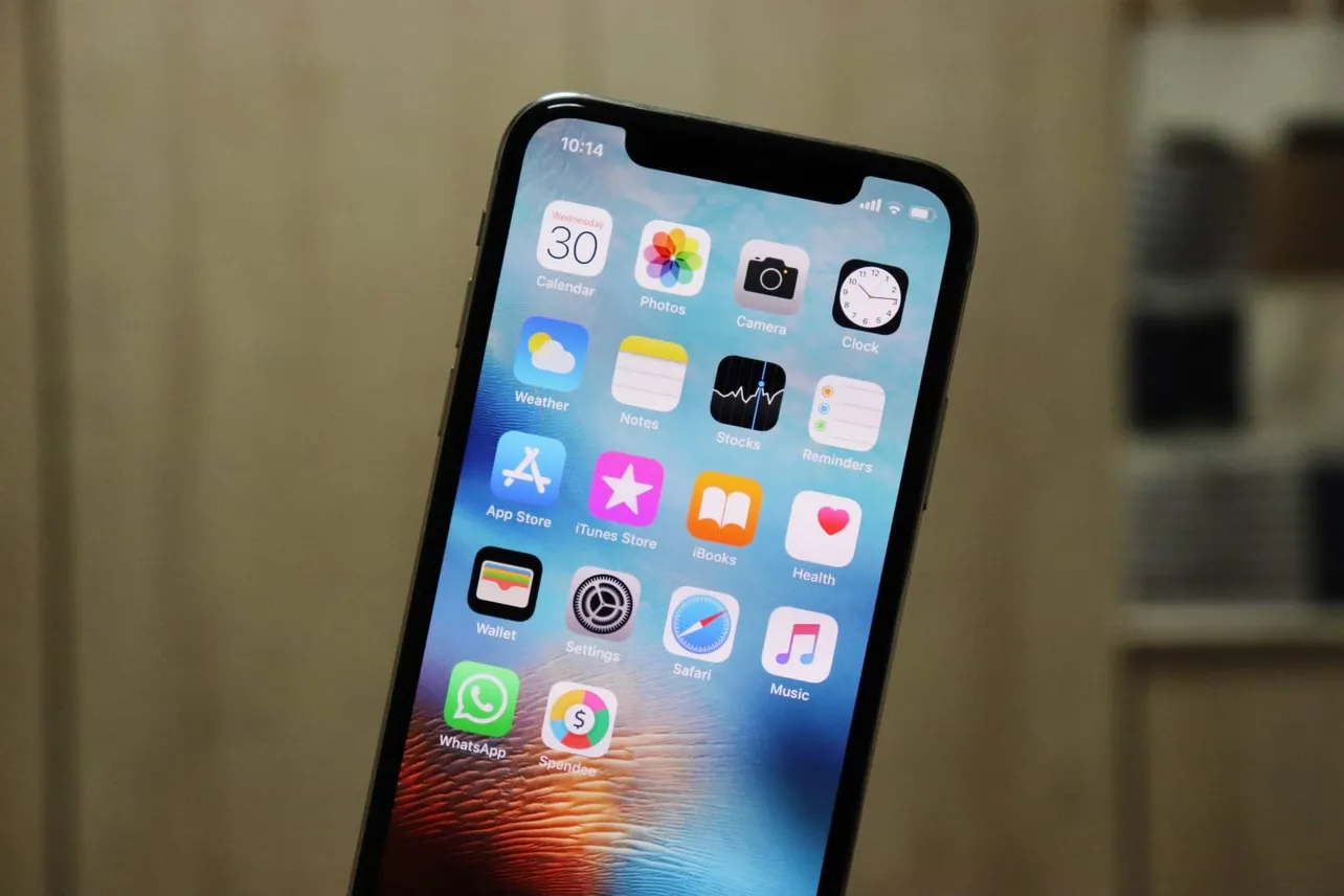 How to Download iOS 11.4.1 on your iPhone [IPSW firmware]