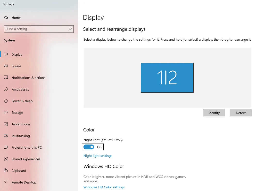 Night Light is not working on Windows 10 Insider builds 18309 and 18305