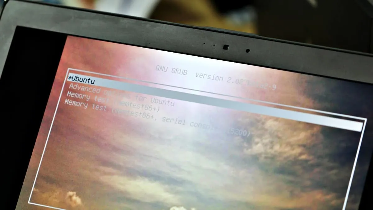How to Change GRUB Background in Linux