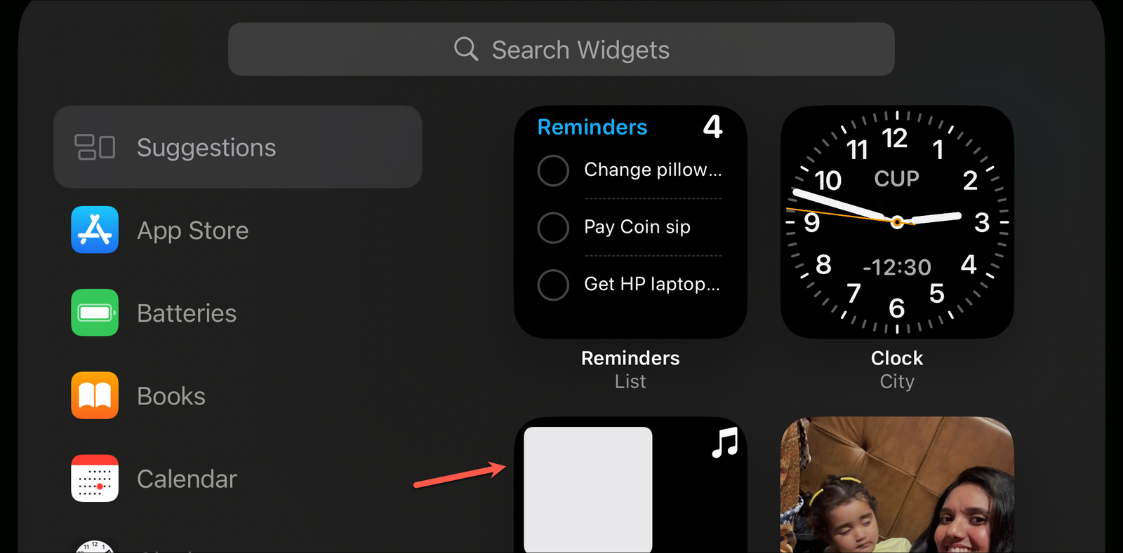 How to Enable and Use iPhone StandBy Mode in iOS 17