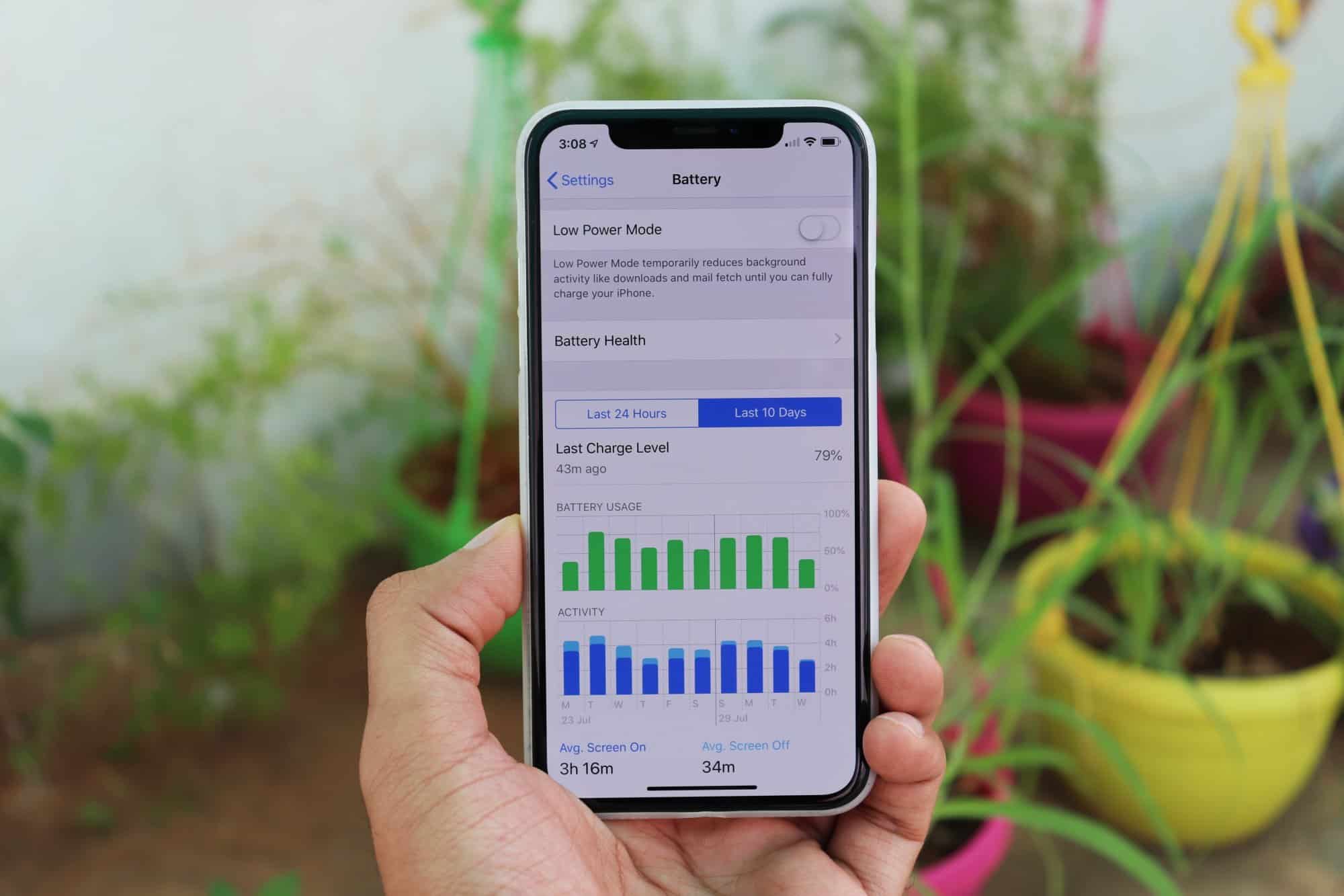 iOS 12 Battery Life Review: It goes all day long