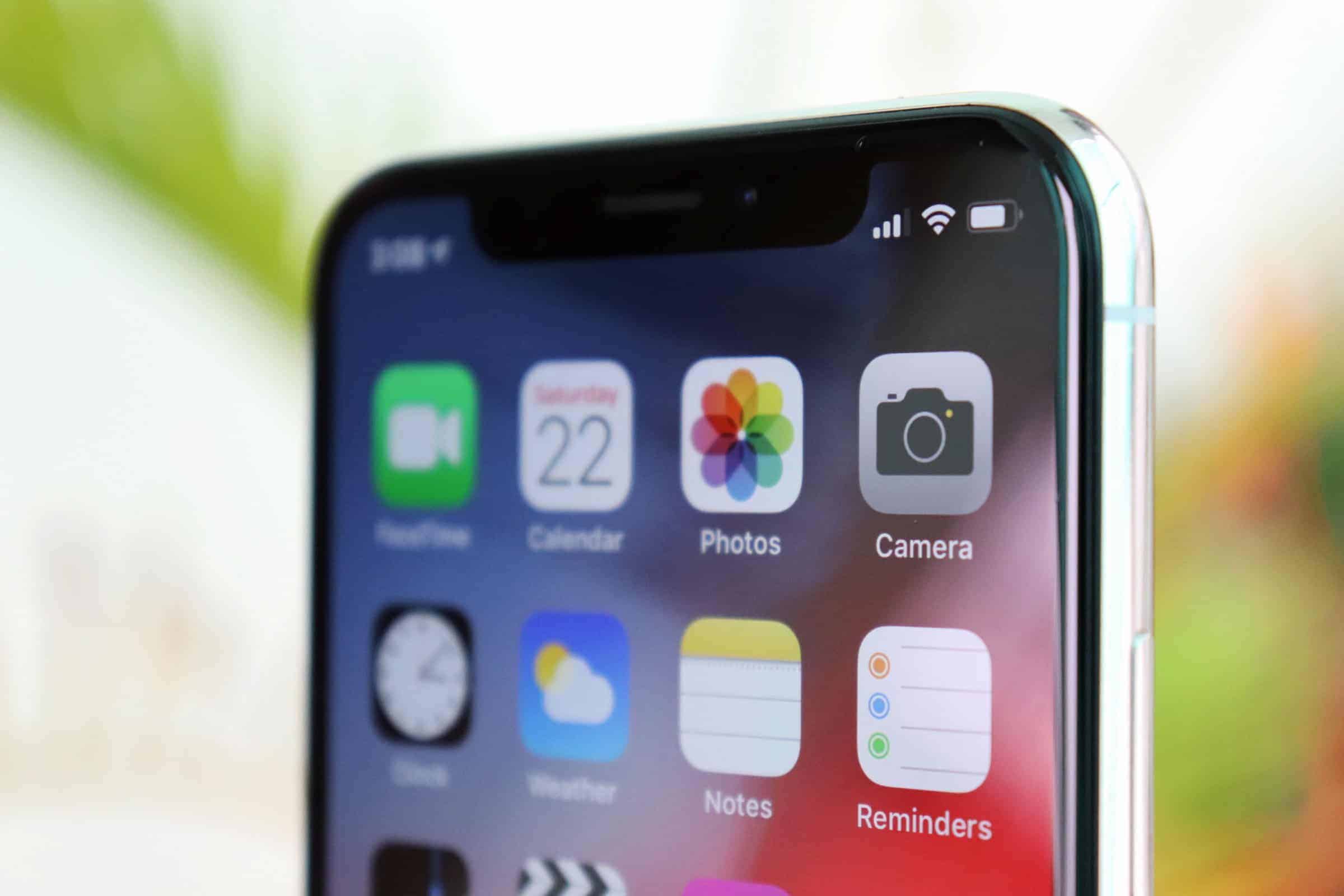Some iPhone XS users reporting camera lag issues