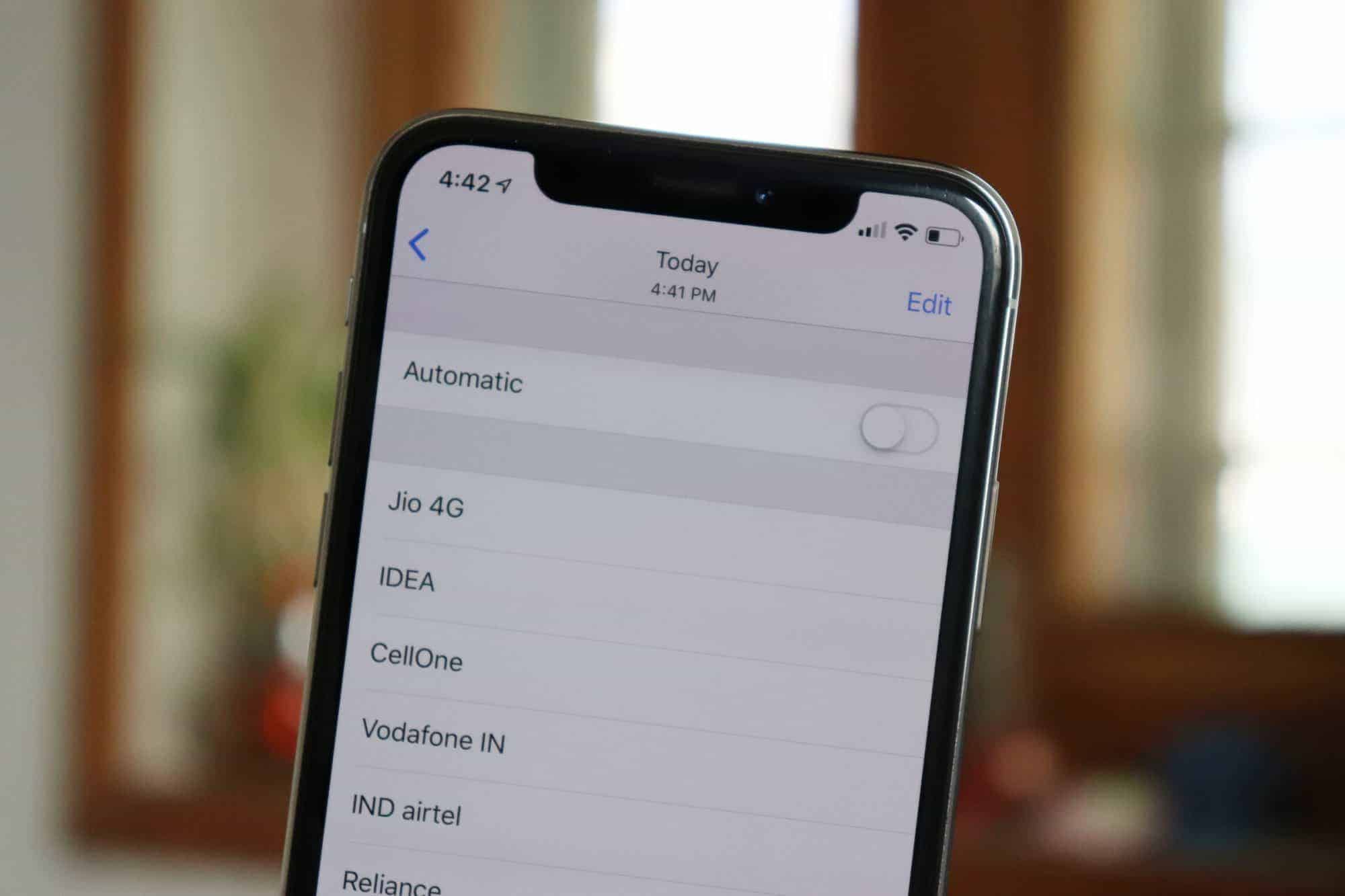 How to Manually Change Network in iOS 12