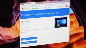 How to Download Windows 10 2004 ISO File Directly From Microsoft's Servers