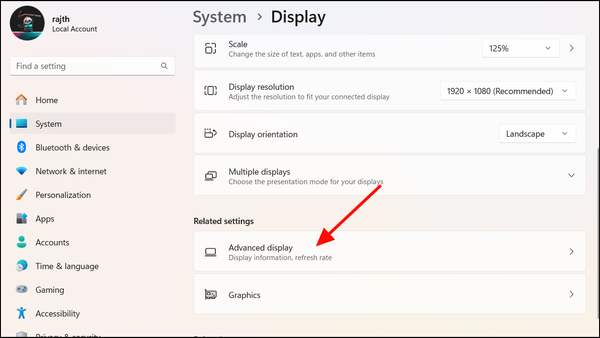 How to Fix Stretched Screen in Windows 11