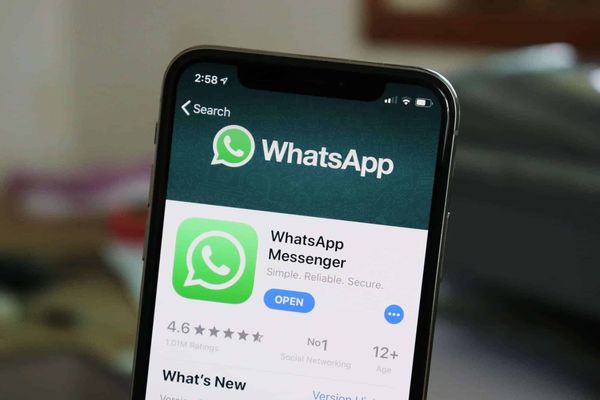 FYI: You cannot use Two WhatsApp accounts on the Dual SIM iPhone XS and iPhone XR
