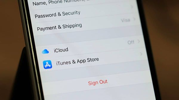 How to Turn Off iCloud on iPhone