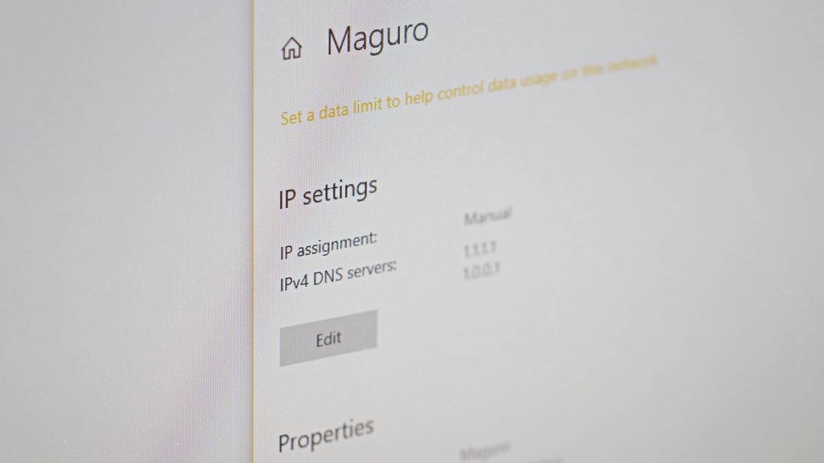 How to Change DNS server easily on a Windows 10 PC