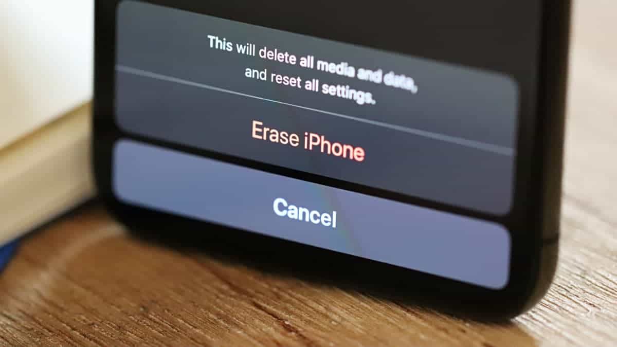 Restore Erase Reset iPhone