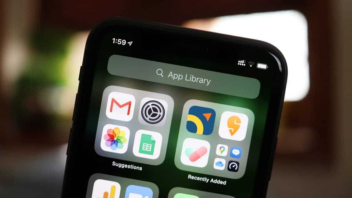 iOS 14 iPhone App Library